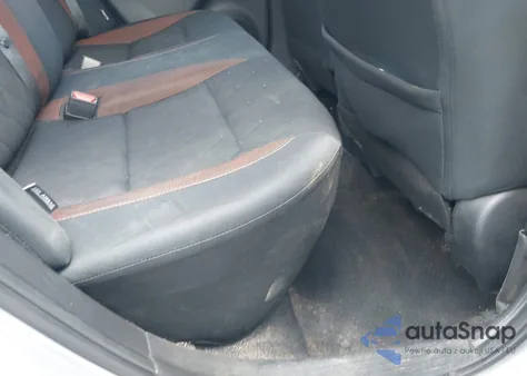 2020 Nissan Kicks Sr из США, поврежденный, VIN 3N1CP5DV4LL538481